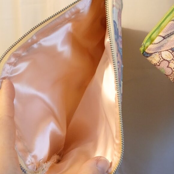 New Zippy Hanging Canvas Wristlet Clutch Pouch Make-up Bags Floral Grapes Pastel - Picture 10 of 16